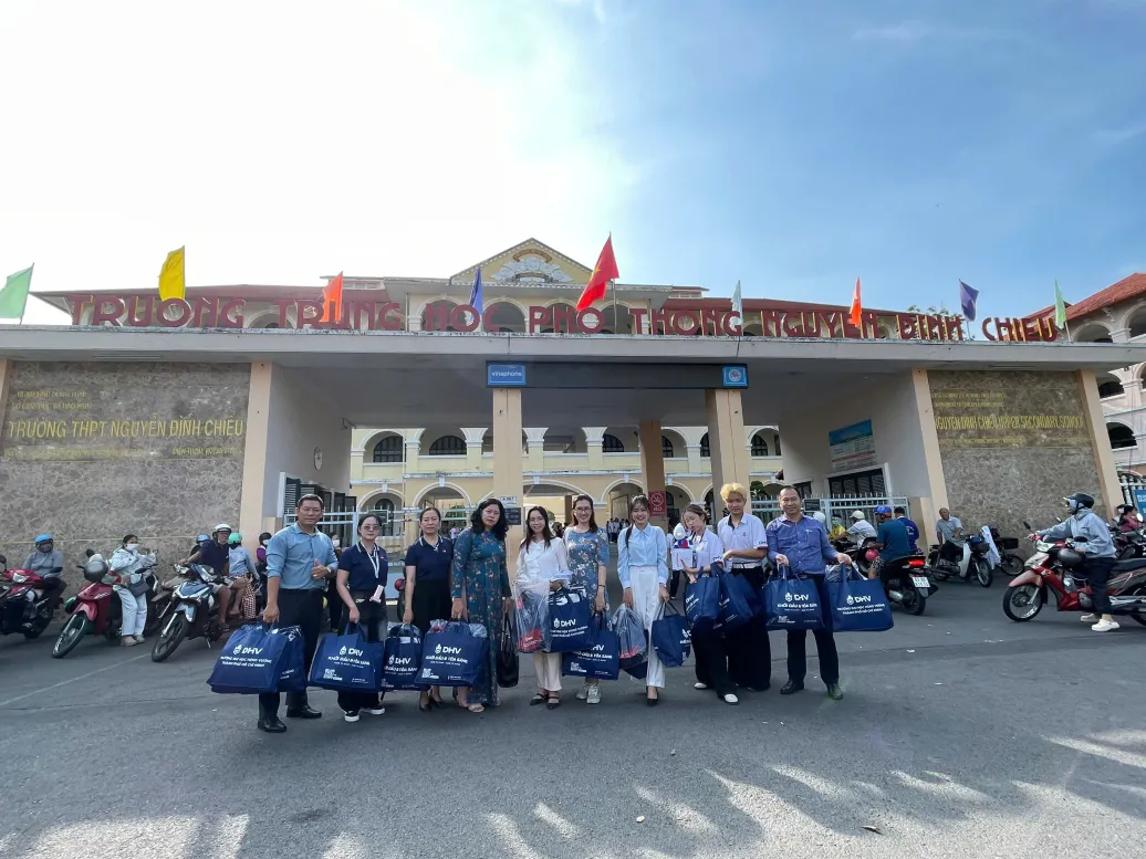 DHV - Trường Đại Học Hùng Vương TPHCM