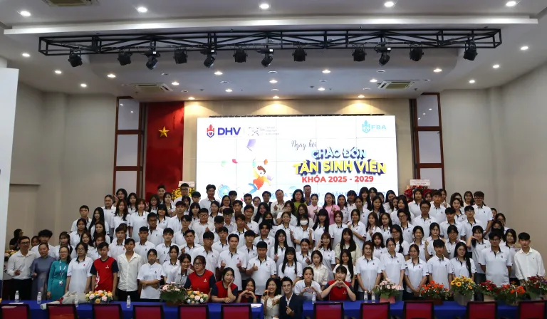 DHV - Trường Đại Học Hùng Vương TPHCM