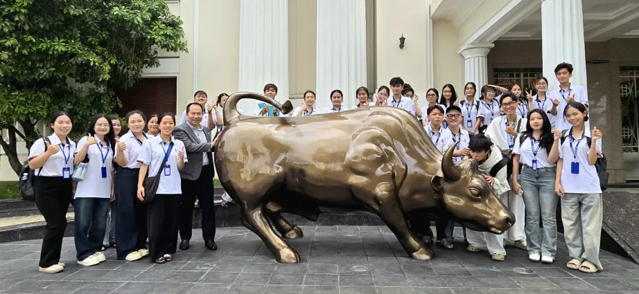 DHV - Trường Đại Học Hùng Vương TPHCM